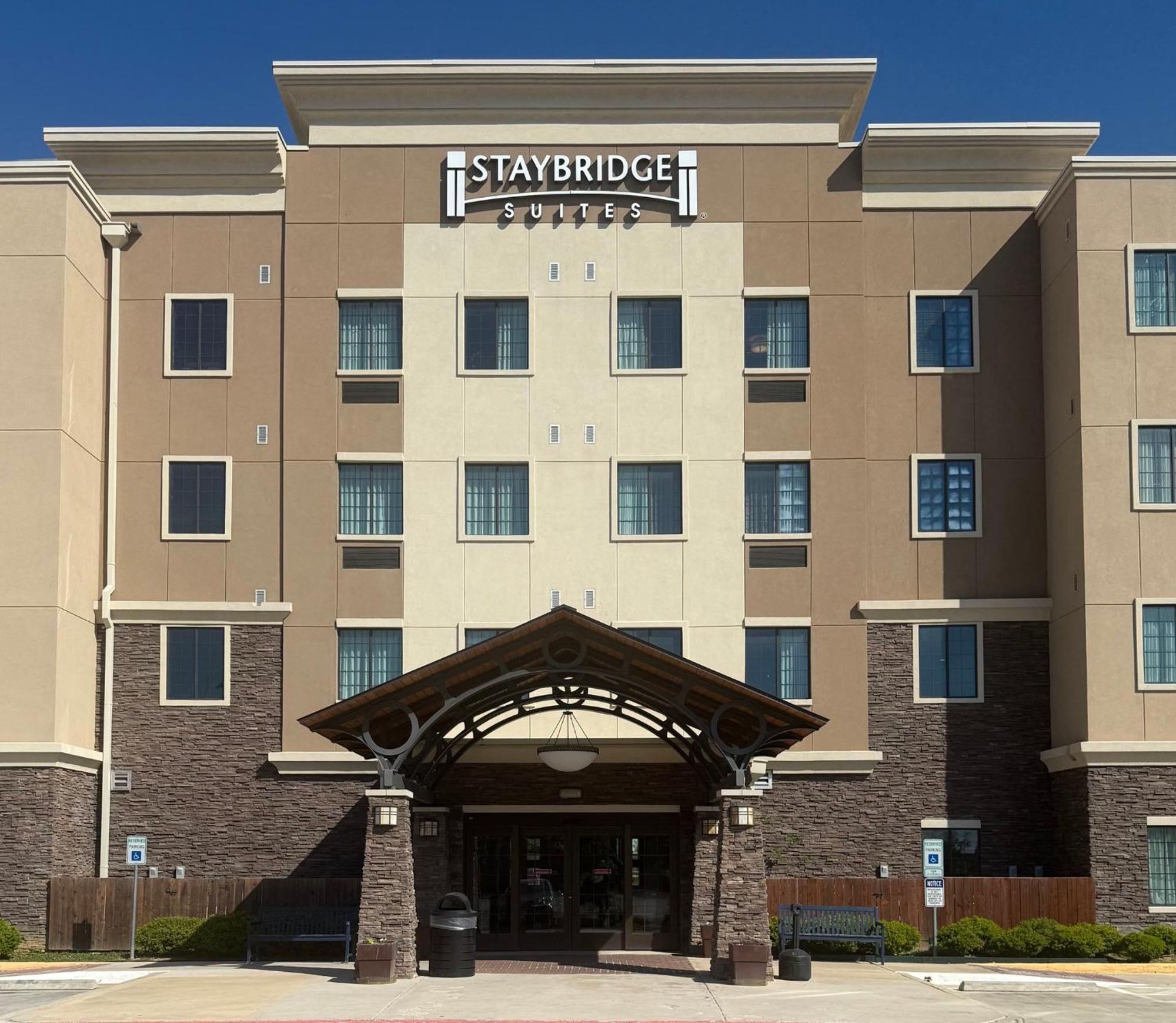Staybridge Suites - Denton By Ihg Bagian luar foto